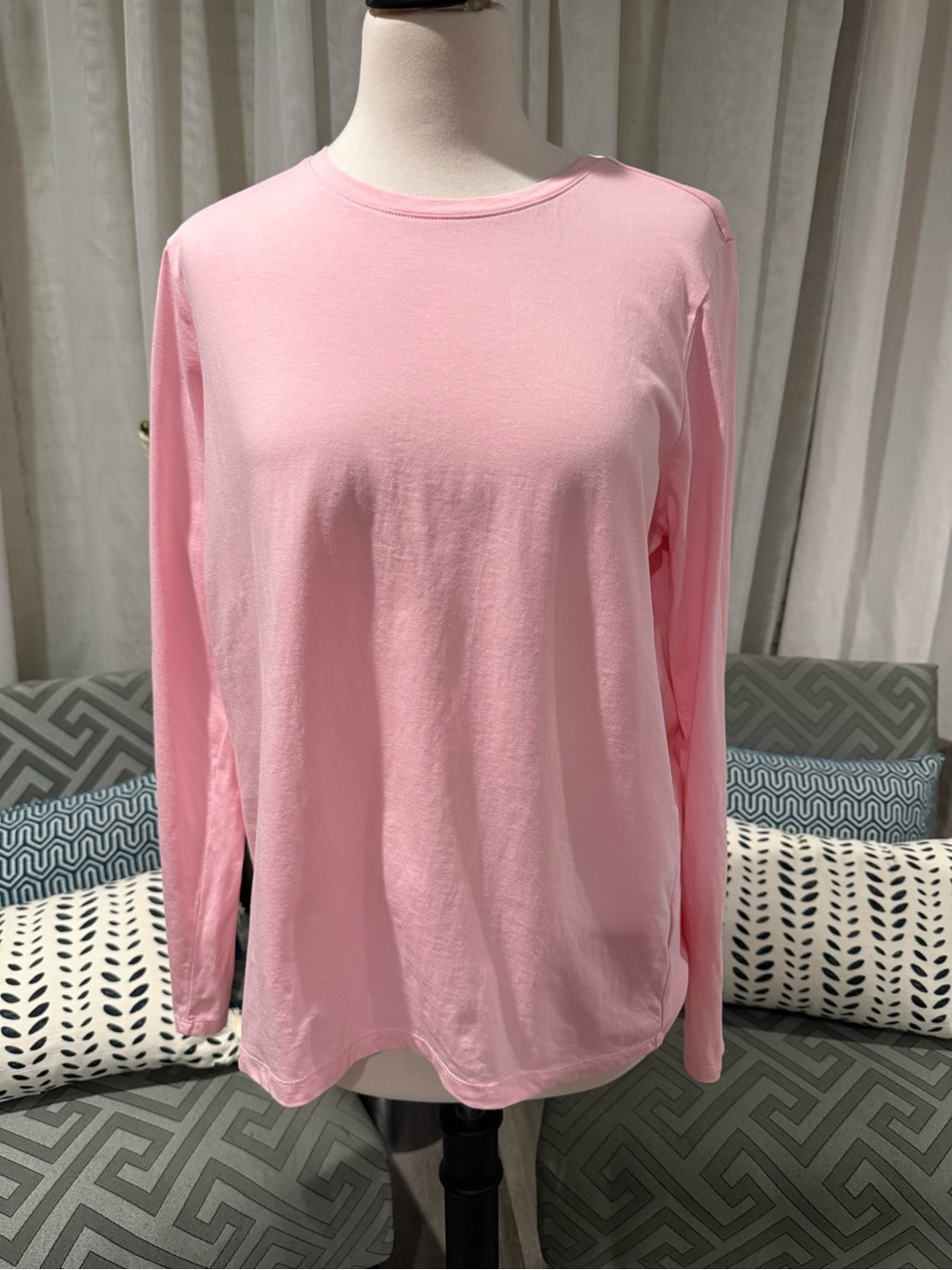 Lands' End Light Pink Long-Sleeve Crewneck Top, Like New, Medium (8-10)